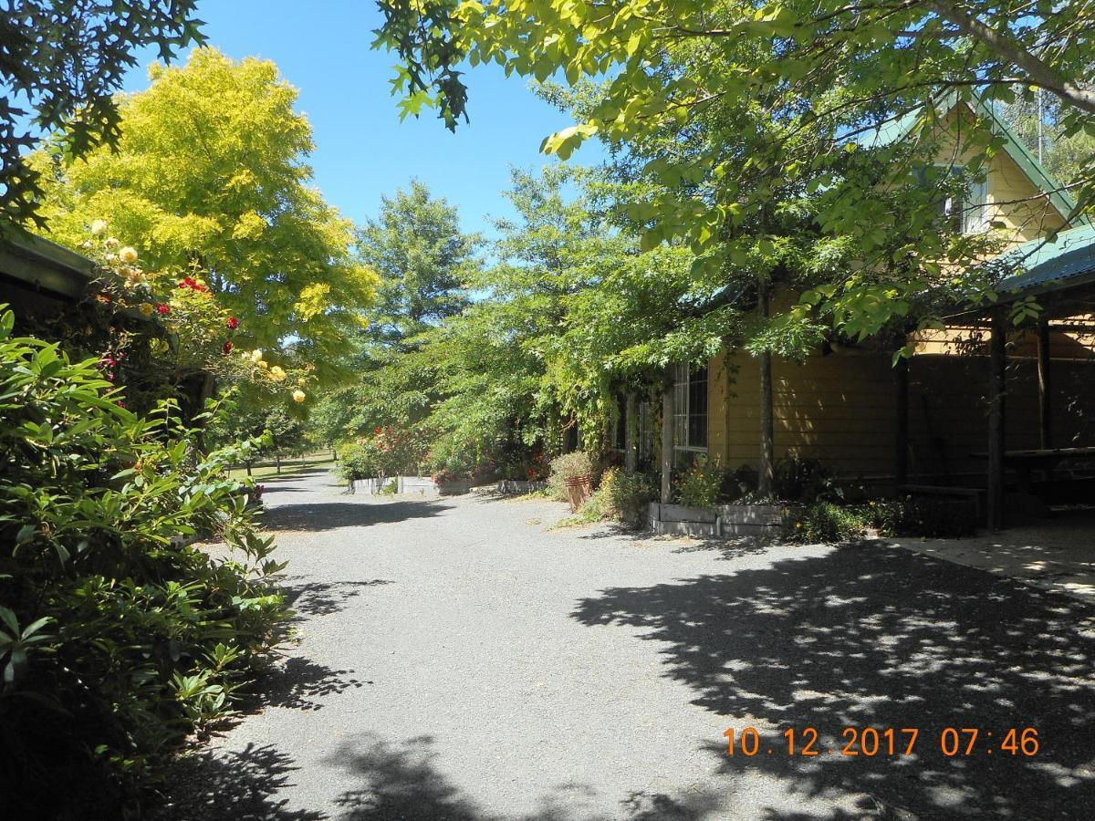 Wurrung B & B - The Cottage Woodend Εξωτερικό φωτογραφία